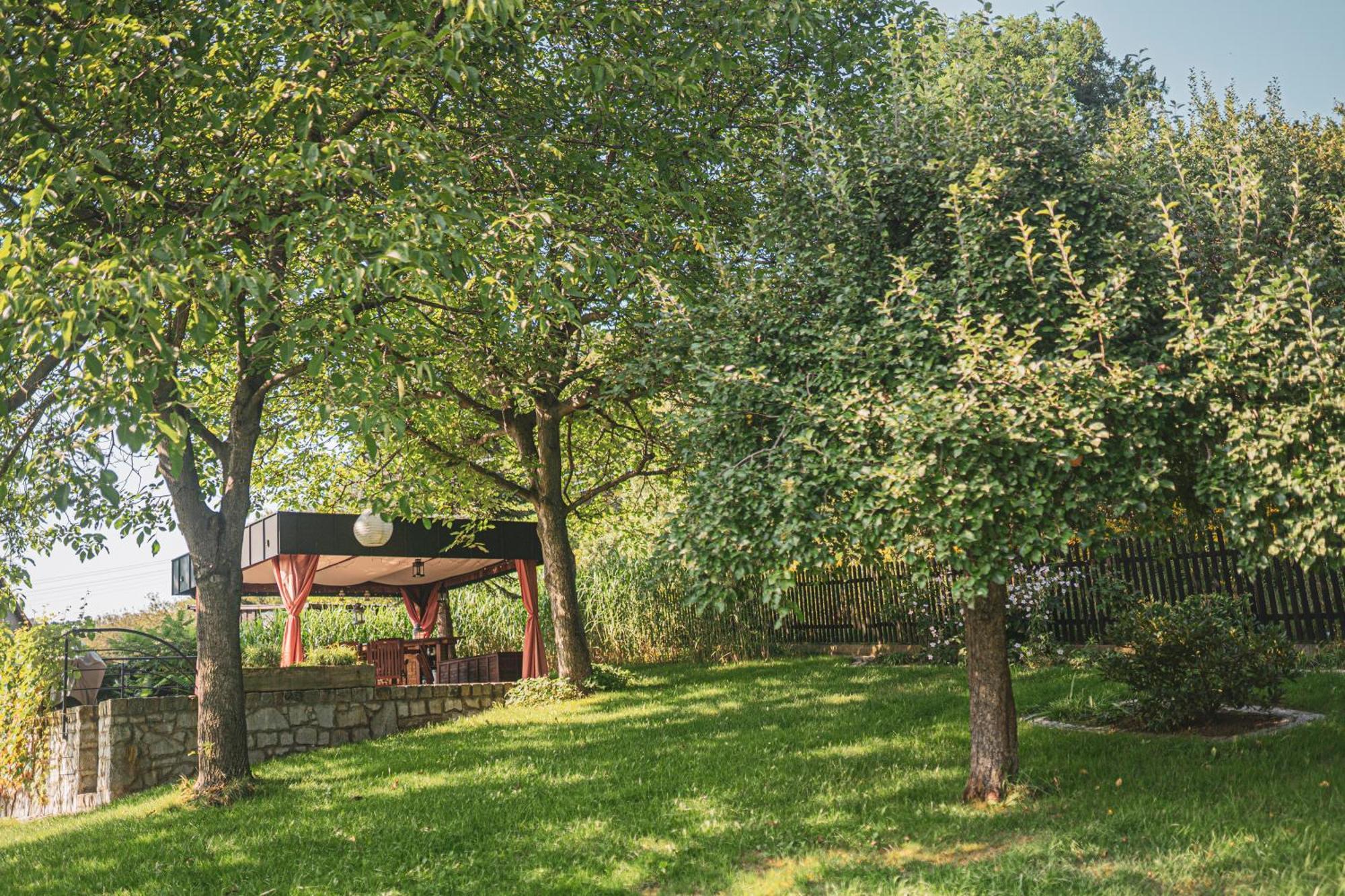 Ferienwohnung Dom Ogrodnika Jezow Sudecki Exterior foto