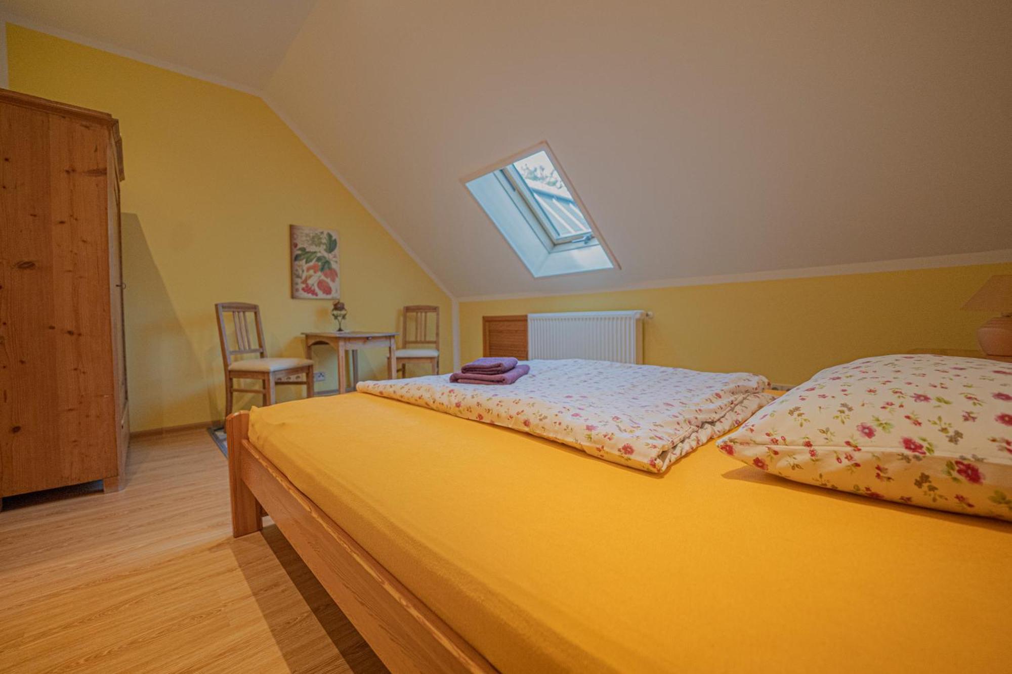 Ferienwohnung Dom Ogrodnika Jezow Sudecki Exterior foto